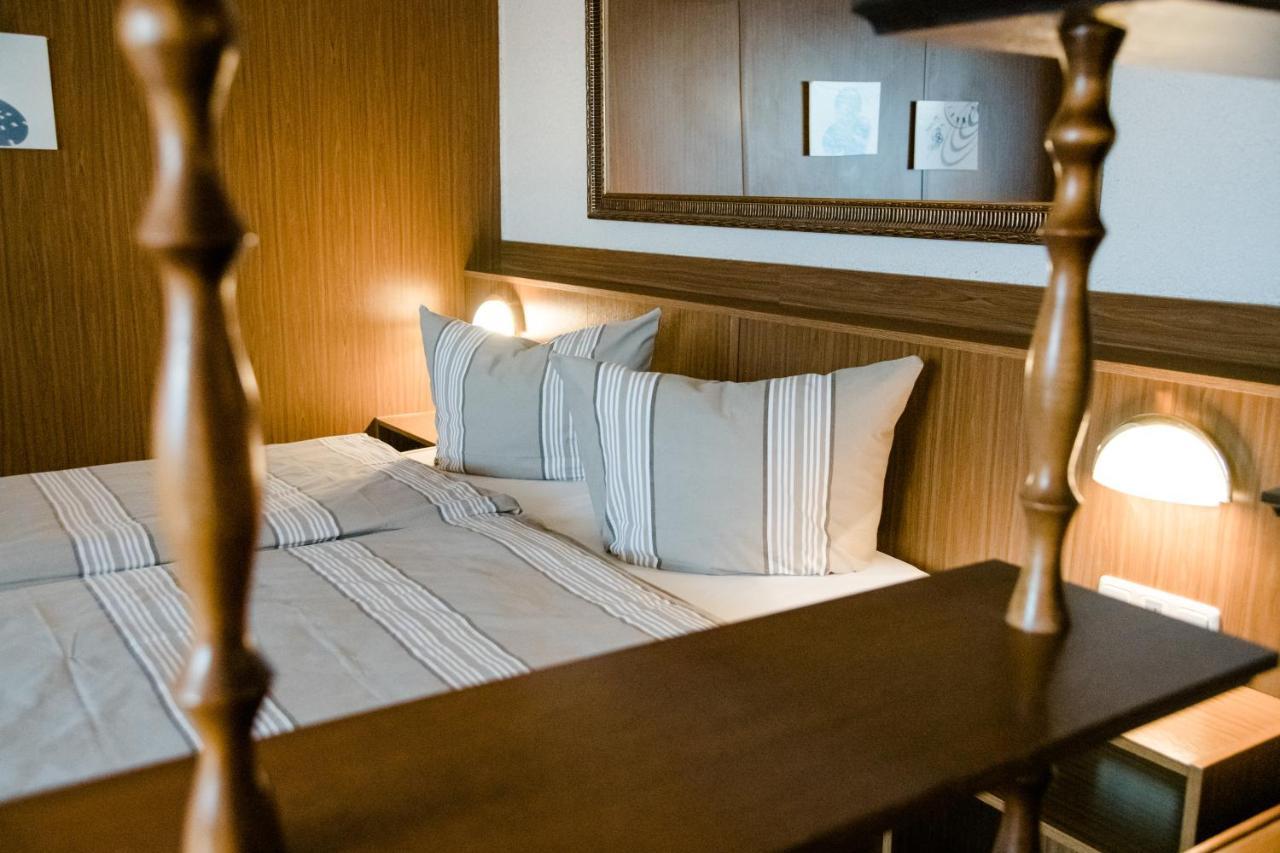 Hotel Mueller Genthin Luaran gambar